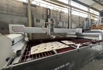 Lắp đặt máy cắt tia nước AC5 trục tại nhà máy Eurostone, Quận 12